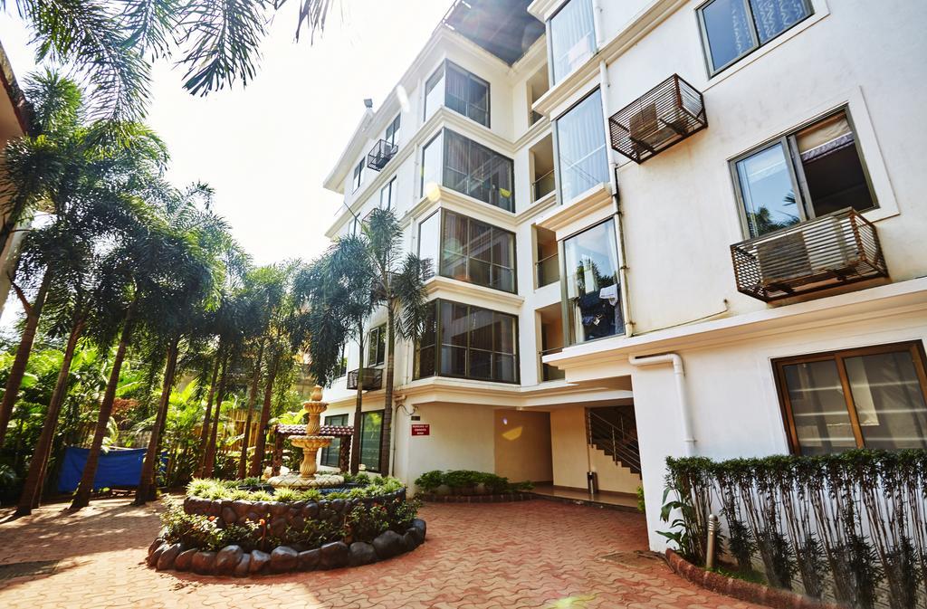 Sunkissed Plaza Hotel Calangute Bagian luar foto