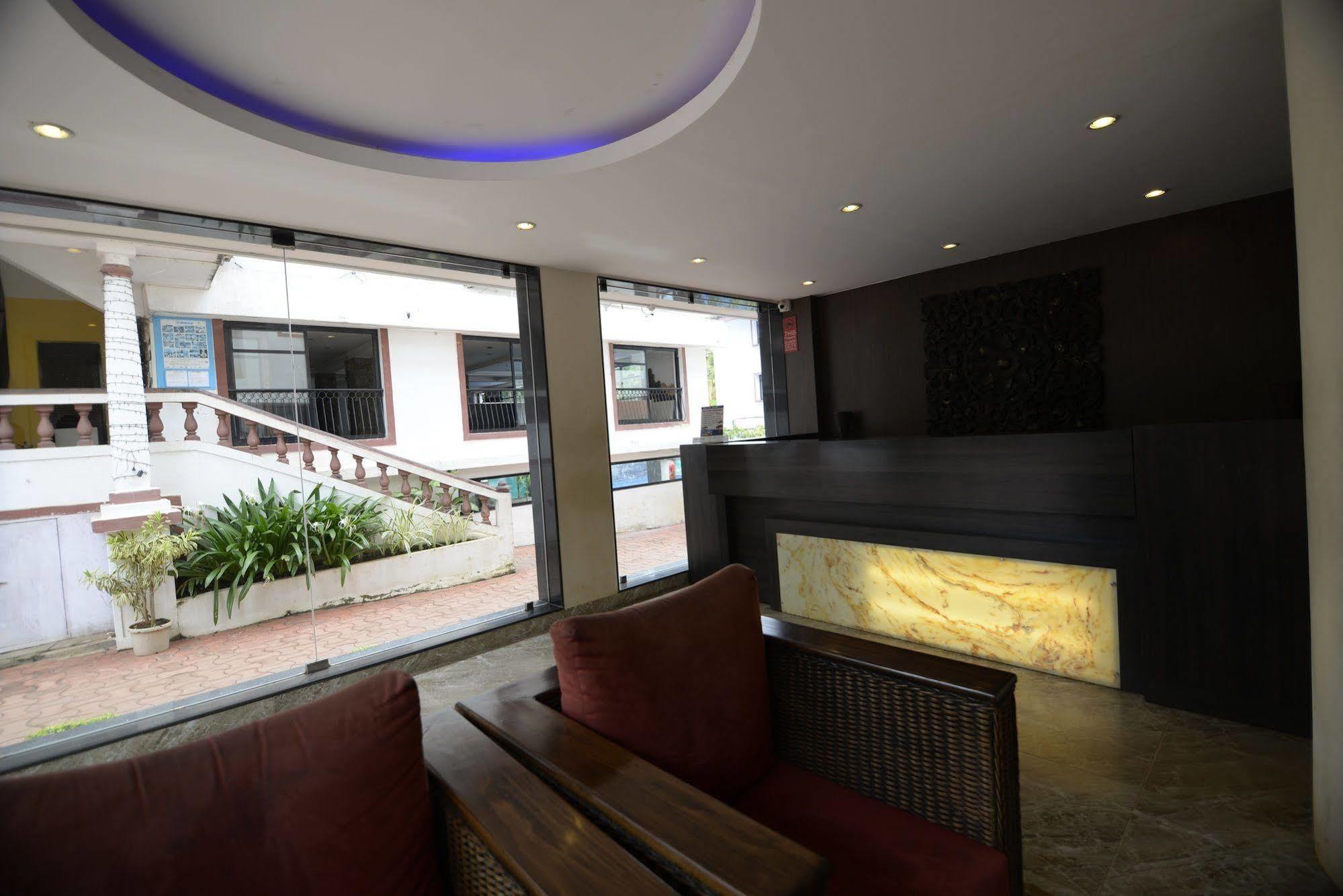 Sunkissed Plaza Hotel Calangute Bagian luar foto