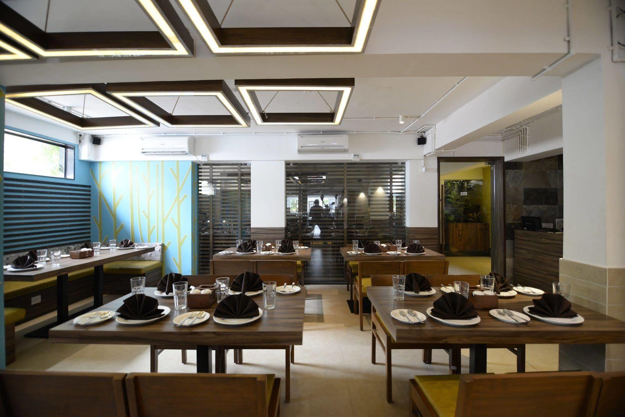 Sunkissed Plaza Hotel Calangute Bagian luar foto