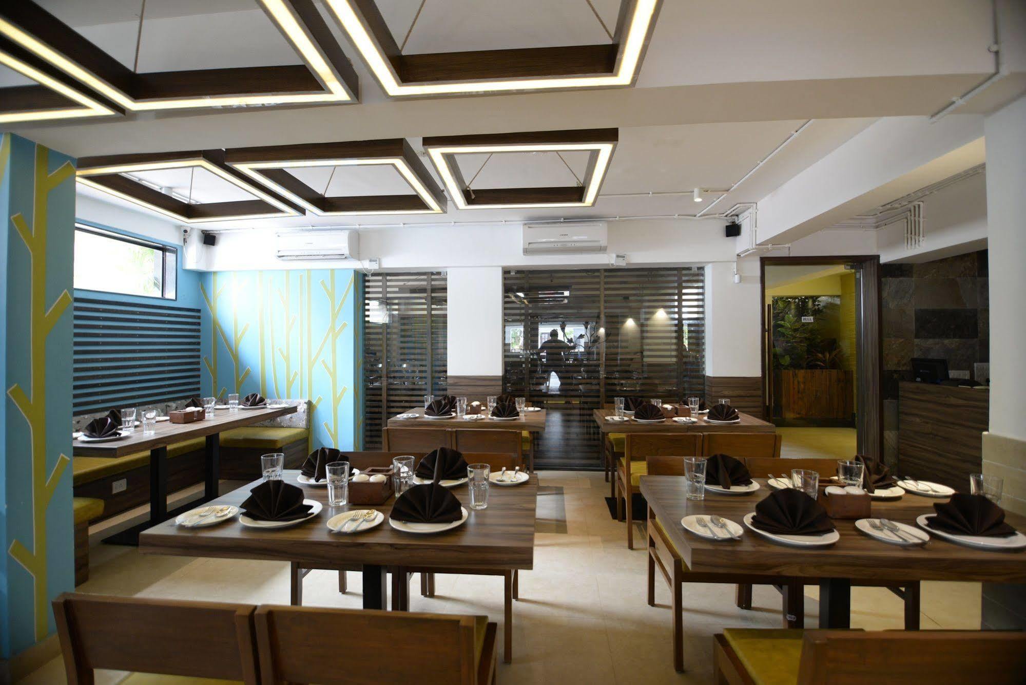 Sunkissed Plaza Hotel Calangute Bagian luar foto